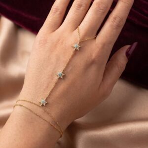 هاند تشين ذهبي بثلاث نجمات وحجر أزرق / Gold Triple Star Hand Chain