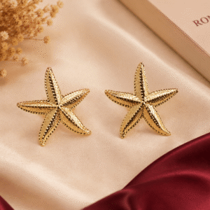 حلق نجمة بحر ذهبي بارز / Gold Starfish Statement Earrings